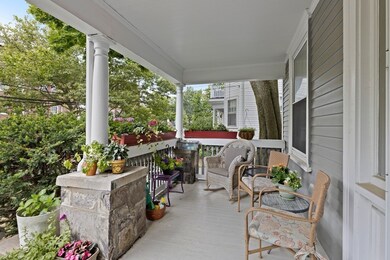 25 Bartlett Crescent unit 1, Brookline, MA 02446 - photo 2