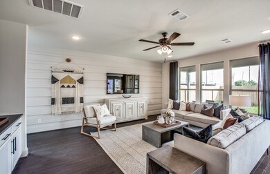 4036 Delta Rose St, Houston, TX 77018 - photo 6