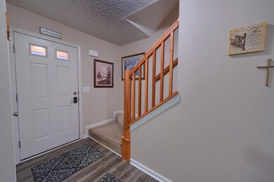 326 Hardwood Ave, Circleville, OH 43113 - photo 6