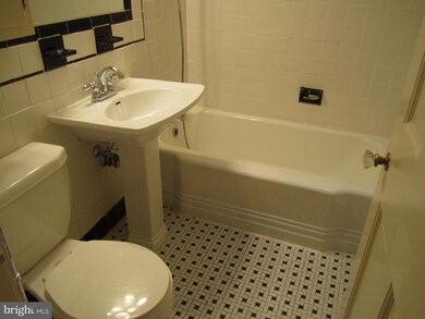 1210 Portner Rd, Alexandria, VA 22314 - photo 7