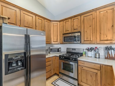 512 Walton Dr, North Salt Lake, UT 84054 - photo 5