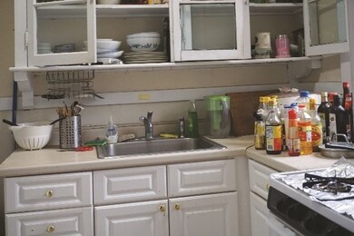 19 Pleasant St unit 16, Cambridge, MA 02139 - photo 2