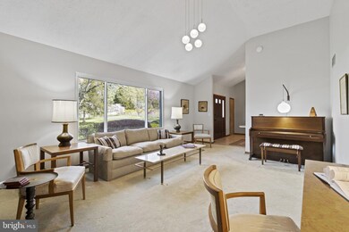 14910 Springfield Rd, Germantown, MD 20874 - photo 6