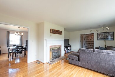 12309 Johnson Rd, Petersburg, VA 23805 - photo 6