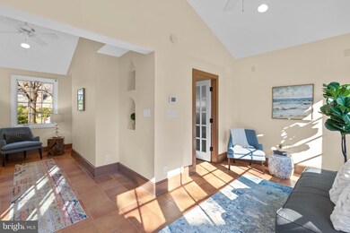 422 Pershing Dr, Silver Spring, MD 20910 - photo 7