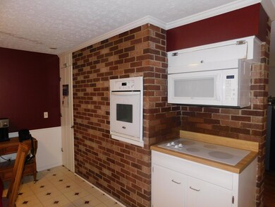 1172 Pierce Ave, Columbus, OH 43227 - photo 4