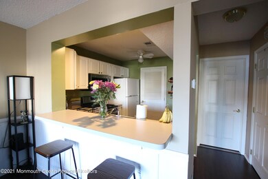 54 Dover Ct unit 188, Tinton Falls, NJ 07712 - photo 4