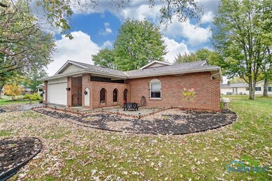 1217 Heather Dr, Findlay, OH 45840 - photo 2