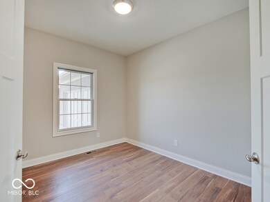 6135 Horizon Dr, Columbus, IN 47201 - photo 5