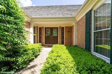 2520 Osage Dr, Glenview, IL 60026 - photo 3