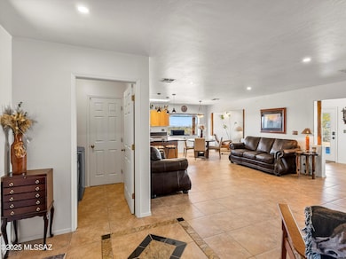 705 N Cliket Dr, Oracle, AZ 85623 - photo 3