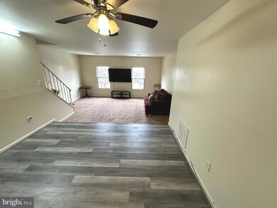 14305 Oxford Dr, Laurel, MD 20707 - photo 4