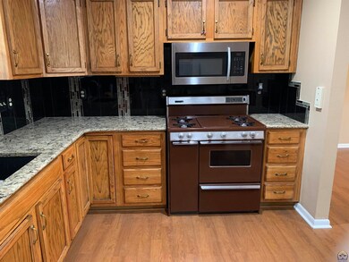 6608 SW Fairdale Dr, Topeka, KS 66619 - photo 2