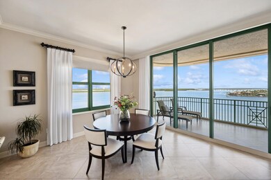 10_1069BaldEagleDr_369_DiningArea_HiRes