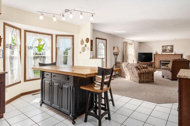 015__W 4769 Briargrove Dr-027