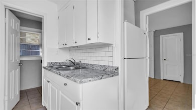 26 79th Terrace unit 1, Treasure Island, FL 33706 - photo 4