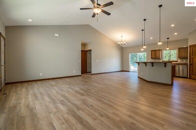 209 Evening Star Ln, Athol, ID 83801 - photo 4