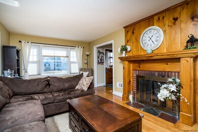 4 Williams Park Rd, Albany, NY 12211 - photo 4