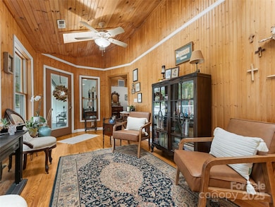 645 W Fork Creek Rd, Saluda, NC 28773 - photo 7