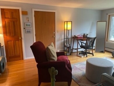 121 Cambridge Rd unit 3, Woburn, MA 01801 - photo 4