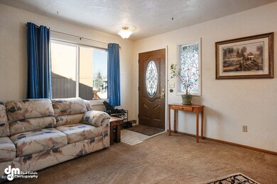 Living Room_ELK09259-SMALL