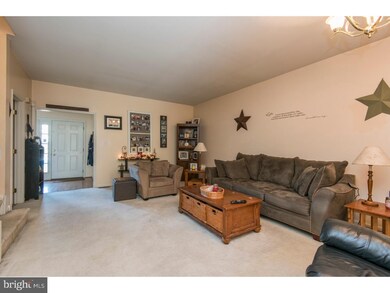 67 Arbor Cir, Colmar, PA 18915 - photo 4