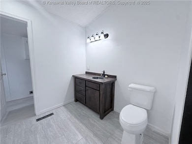 66 Red Oak Dr, Cottageville, WV 25239 - photo 7