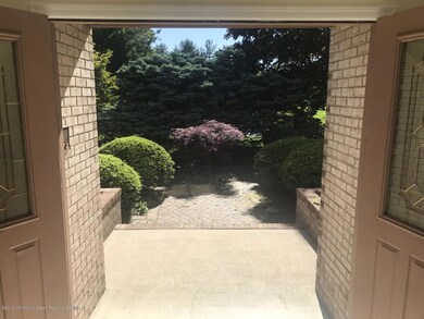 2 Candlelight Dr, Holmdel, NJ 07733 - photo 4