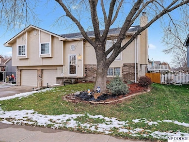 7901 S 151st Ave, Omaha, NE 68138 - photo 2