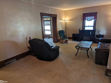 311 W Jefferson St, Osceola, IA 50213 - photo 2