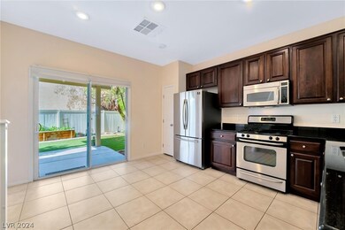 6073 Lazarro Ct, Las Vegas, NV 89139 - photo 5