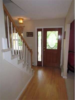 221 North St, Upton, MA 01568 - photo 4