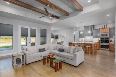 152 Stanford Ln, Springtown, TX 76082 - photo 7