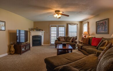 1065 Towns View Dr-34