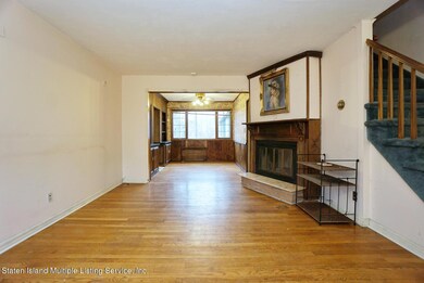 129 Cheshire Place, Staten Island, NY 10301 - photo 4