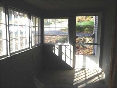 48 Prospect St, Shelburne Falls, MA 01370 - photo 5