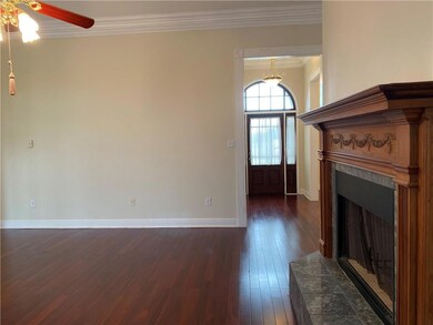 Foyer, Living w/Fireplace