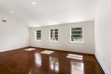 729 Second St unit 7, New Orleans, LA 70130 - photo 3