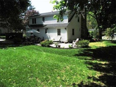 98 Holden St, Holden, MA 01520 - photo 2