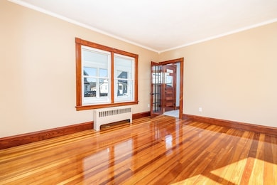 17 Warren St, Ludlow, MA 01056 - photo 4