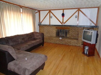 41 New Jersey St, Millinocket, ME 04462 - photo 5