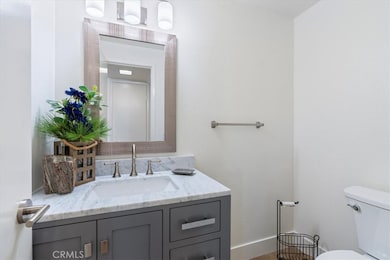 4 Wintergreen unit 4, Irvine, CA 92604 - photo 5