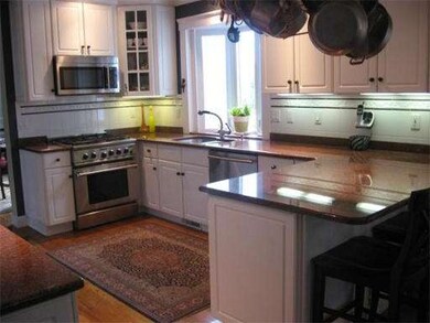 11 North St, Hopkinton, MA 01748 - photo 2