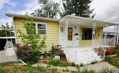 1828 S Poplar St, Casper, WY 82601 - photo 3