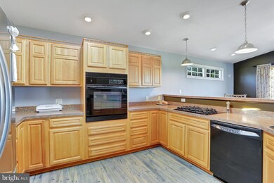 5552 Blakeslee Ave, Harrisburg, PA 17111 - photo 7