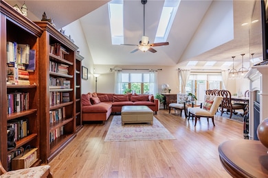 398 Spinnaker Ln, Webster, NY 14580 - photo 5