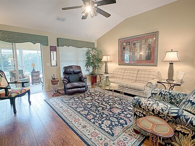 There are sliding glass doors in the living room l