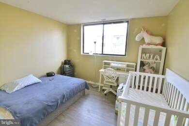 10724 West Dr unit 203, Fairfax, VA 22030 - photo 6