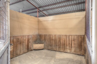 12992 Cemetery Rd, Marietta, OK 73448 - photo 6