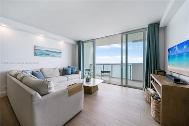 Pavillion Condo unit 1011, Miami Beach, FL 33140 - photo 3